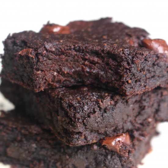 Amazing Sweet Potato Brownies - Recipe photo by splurgewithella