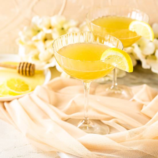 Chai Bee's Knees - Recipe photo by Burrata and Bubbles