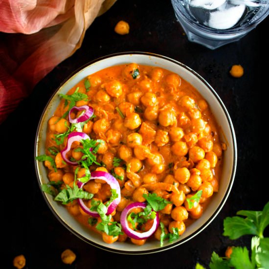 Indian Butter Chickpeas - Recipe photo by nishkitchen