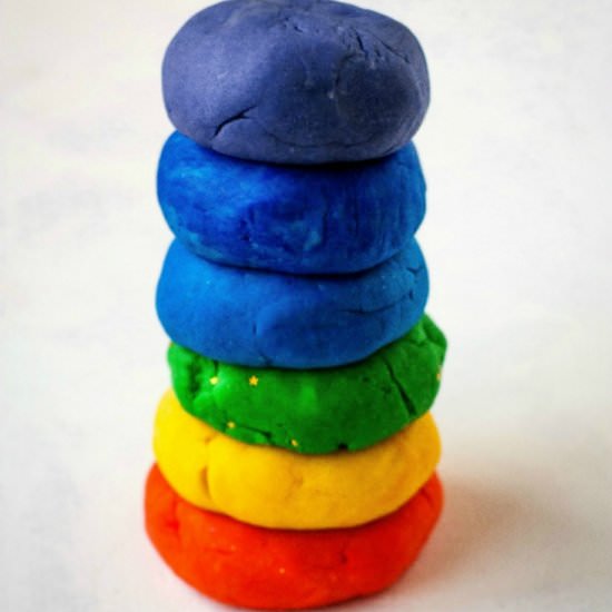 Homemade Playdough - Recipe photo by EasyBudgetRecipes