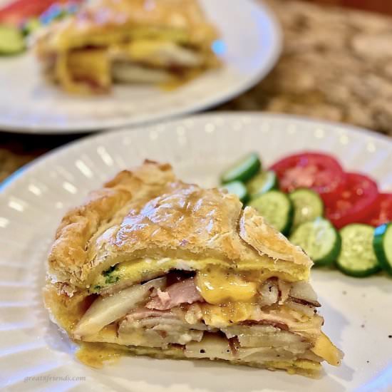 Brunch Torte of Egg, Potato and Ham - Recipe photo by Great 8 Friends