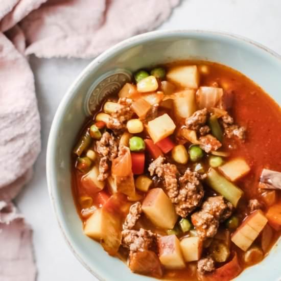 EASY HAMBURGER SOUP - Recipe photo by letthebakingbegin