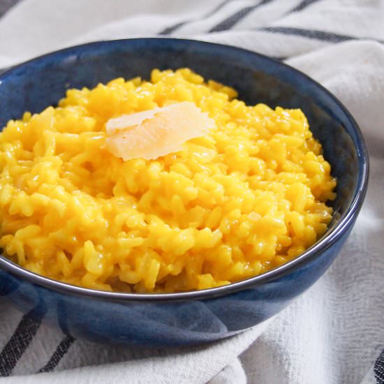 Saffron risotto - Recipe photo by carolinescooking