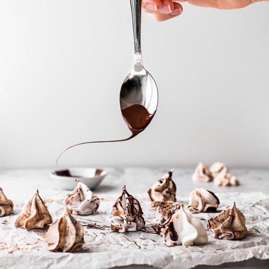 Chocolate Meringue Cookies - Recipe photo by bakingistherapy