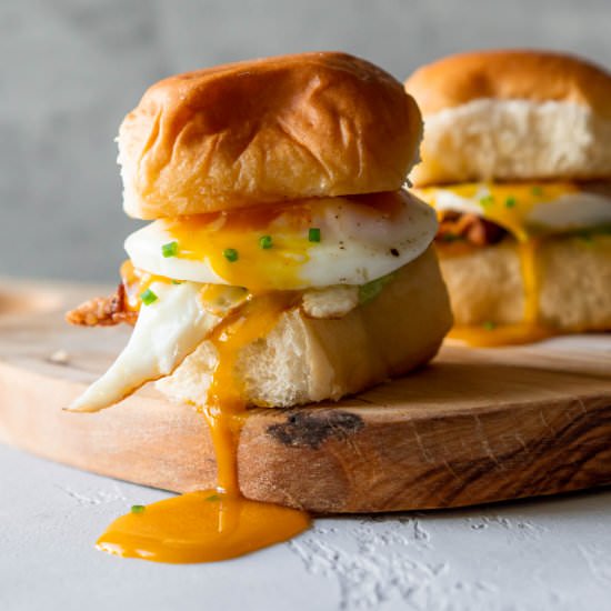 Guacamole Breakfast Sandwich Slider - Recipe photo by jzeats
