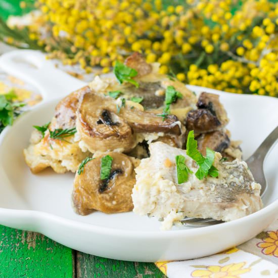Baked Hake with Champignons - Recipe photo by niftyrecipe