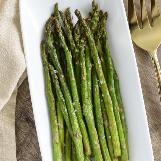 Air Fryer Asparagus - Recipe photo by Watch Learn Eat