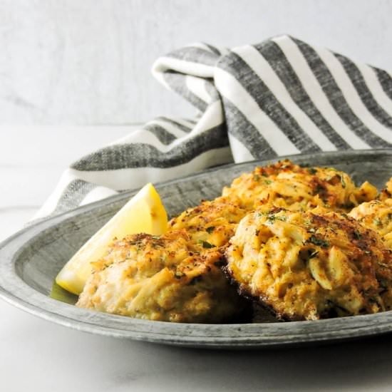 Maryland Style Crab Cakes - Recipe photo by Fresh Fit Kitchen
