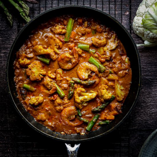 Easy yellow thai curry with shrimps - Recipe photo by twosisterslivinglife
