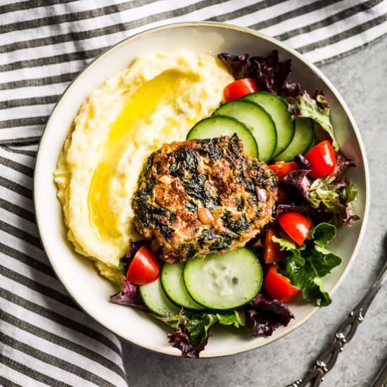 Sun-dried Tomato Turkey Burgers - Recipe photo by Get Inspired Everyday
