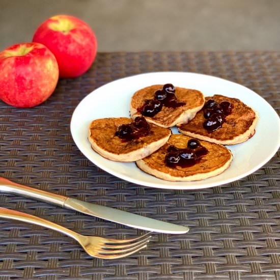 Vegan Blueberry Banana Pancakes - Recipe photo by Foodbyayaka
