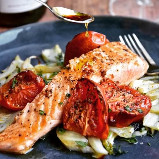 Salmon w/ Fennel & Roasted Tomatoes - Recipe photo by spicyfig