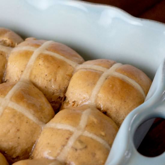 Spicy Sweet Hot Cross Buns - Recipe photo by Global Bakes