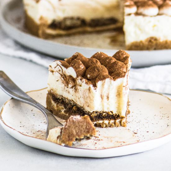Tiramisu Cheesecake - Recipe photo by theitsybitsykitchen