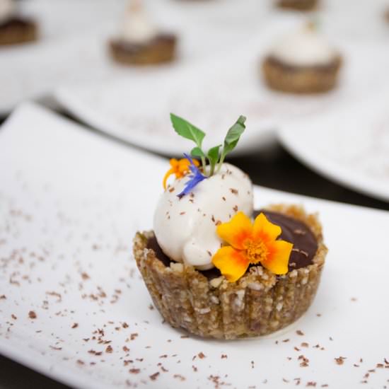 Raw Superfood Chocolate Tart - Recipe photo by katieshealingkitchen