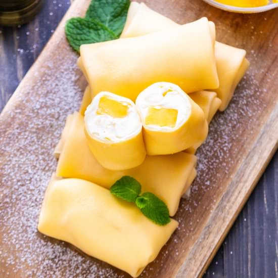 Yum Cha Mango Pancakes (芒果班戟) - Recipe photo by WokandKin