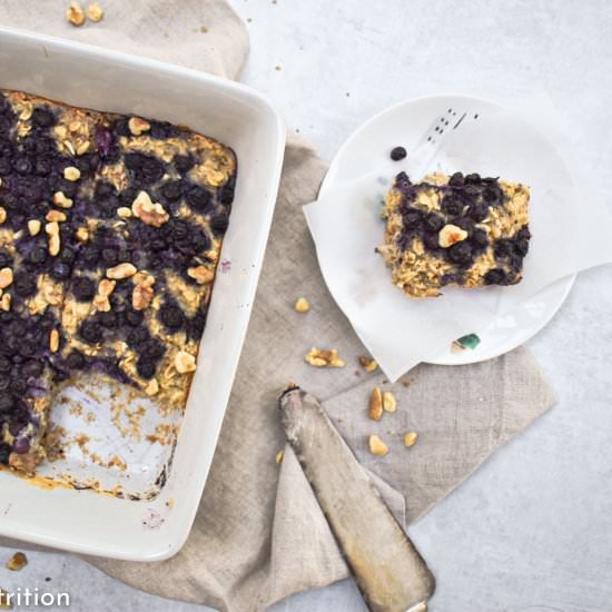 Easy High Protein Baked Oatmeal - Recipe photo by Sarah Gold Nutrition