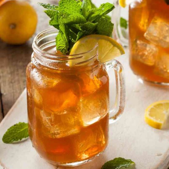 Sweet Iced Tea on the Stove - Recipe photo by Everything Pretty