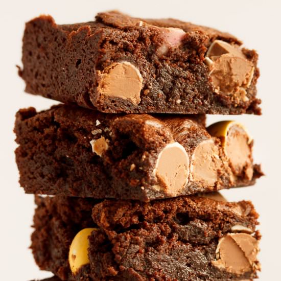 Mini Egg Brownies - Recipe photo by KitchenMason