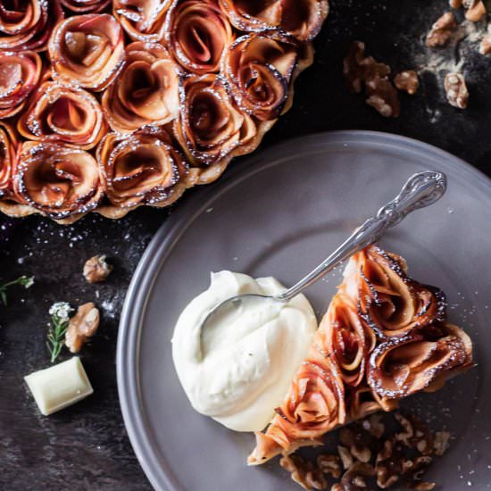 Spiced Rum Apple Pie - Recipe photo by jaimieeats