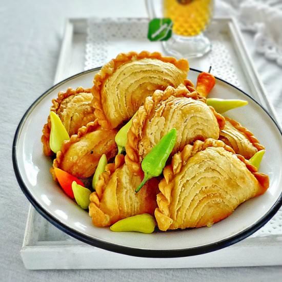 Karipap Pusing - Recipe photo by MyHomeDiaryinTurkey