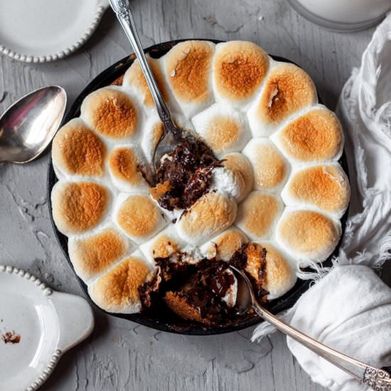 Peanut Butter S'mores Skillet Cooki - Recipe photo by kitchen335co