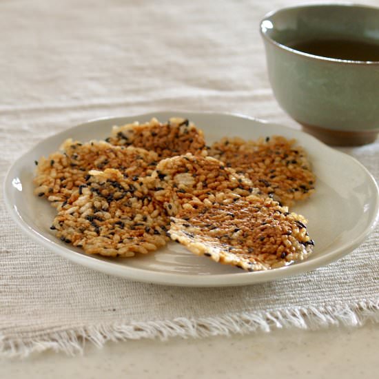 Homemade Senbei Rice Crackers - Recipe photo by ochikeron