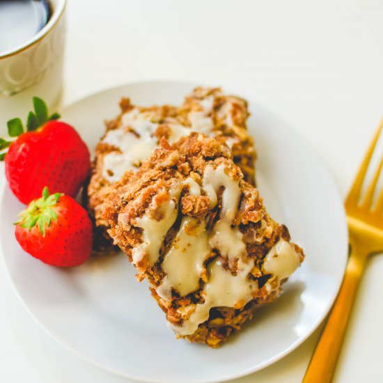 Apple Cinnamon Crumble Oat Bars - Recipe photo by forksandstraws