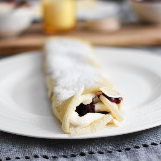 Simple Sourdough Crêpes - Recipe photo by NaomiThomson