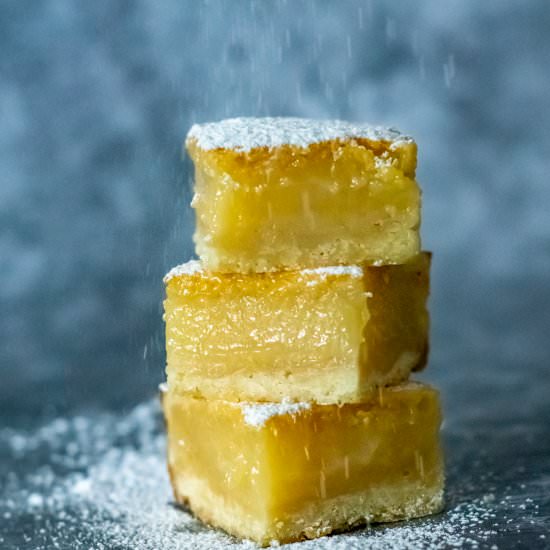 Gooey Lemon Squares - Recipe photo by AnotherFoodBlogger