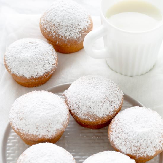 hot milk muffins - Recipe photo by lericettediluci