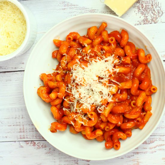 Quick and Easy Tomato Pasta - Recipe photo by Apply to Face Blog