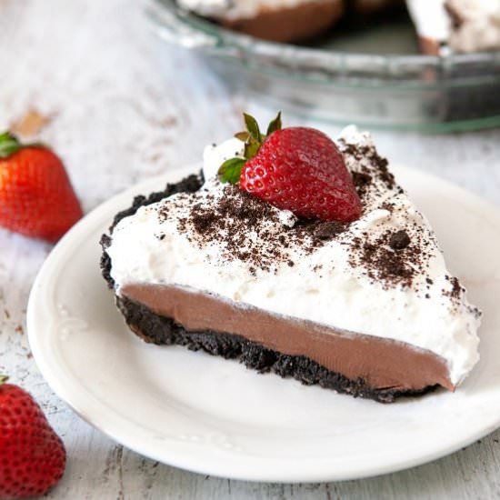 Chocolate Pudding Pie - Recipe photo by noshingwiththenolands