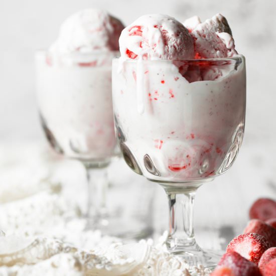 No-Turn Strawberry Ice Cream - Recipe photo by basilanddill