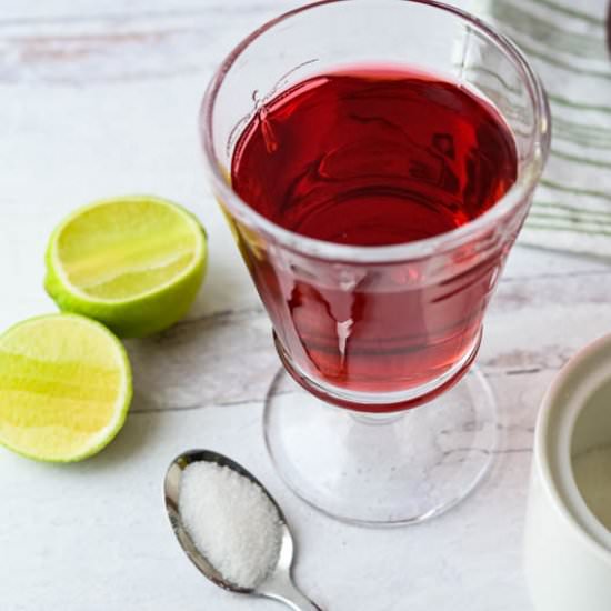 Cold Brew Hibiscus Tea Recipe - Recipe photo by garlic and zest