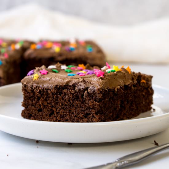 One Bowl Vegan Chocolate Cake - Recipe photo by eightforestlane