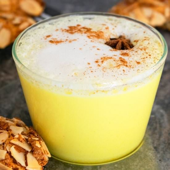 Turmeric Latte - Recipe photo by Cakewhiz