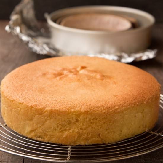 Yellow Sponge Cake - Recipe photo by letthebakingbegin
