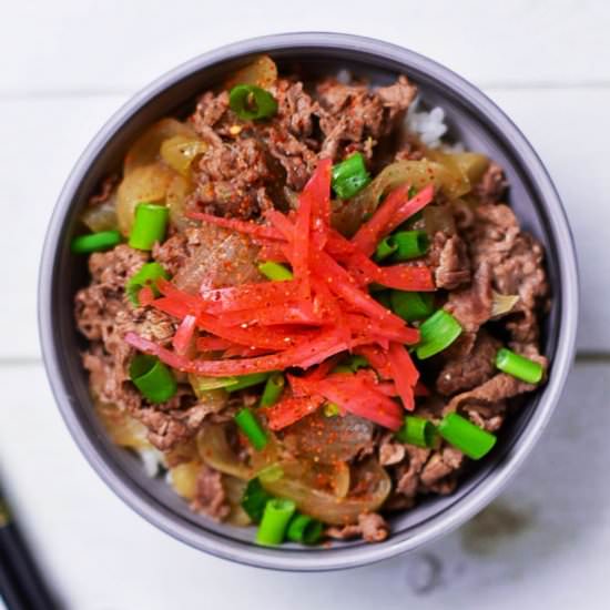 Japanese Gyudon Beef Bowl - Recipe photo by Sudachi Recipes