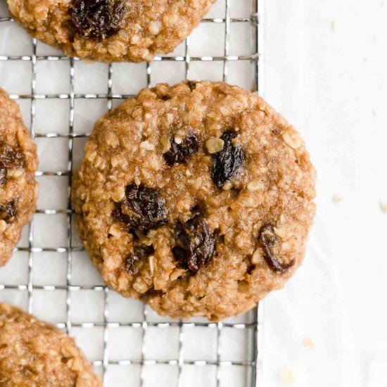 Flourless Oatmeal Raisin Cookies - Recipe photo by foods for the soul