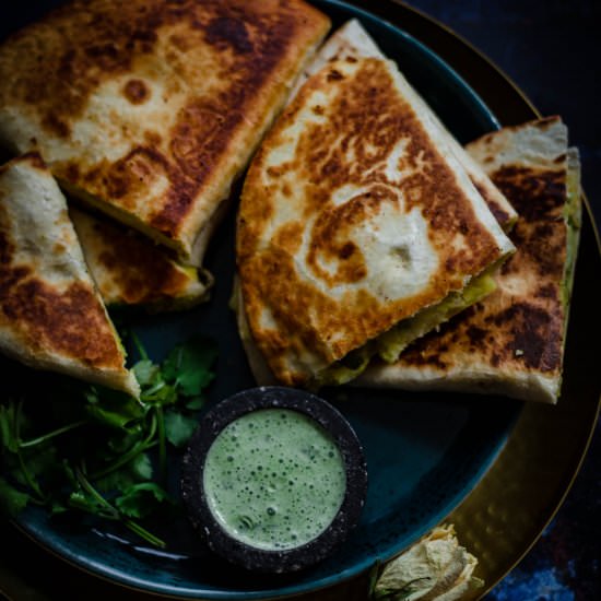 Healthy Samosa Recipe - Recipe photo by tiffinandteaofficial