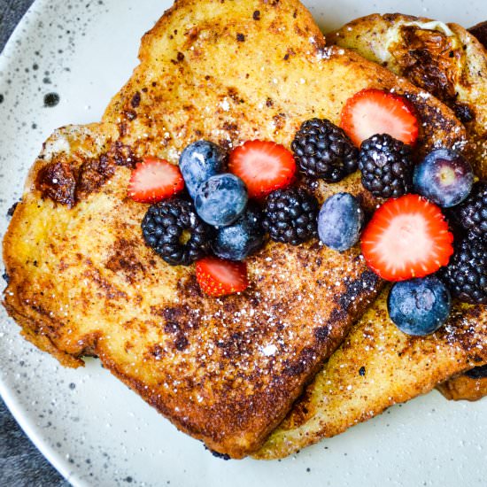 Easy French Toast - Recipe photo by Kayscleaneats