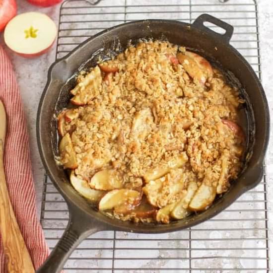 Gluten Free Apple Crisp - Recipe photo by Seasonal Cravings