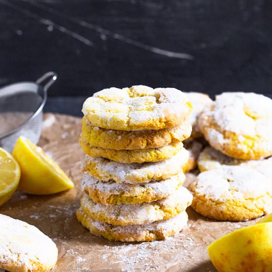 Lemon Crinkle Cookies - Recipe photo by anniesnomsblog