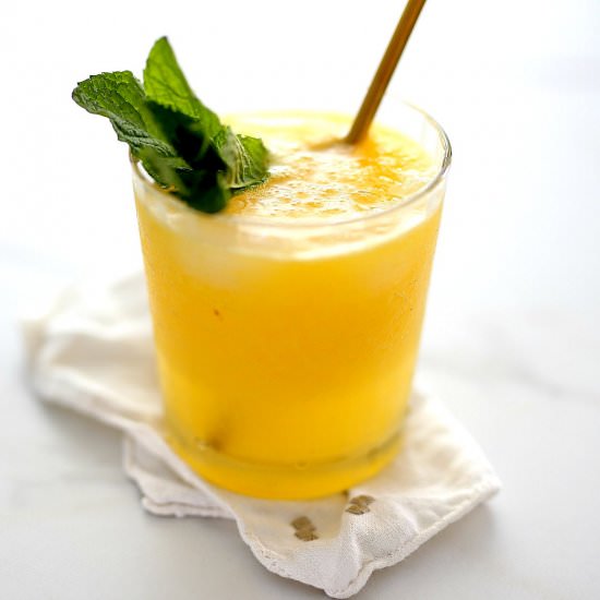 Skinny Mango Cocktail Vodka Recipe - Recipe photo by Delightful Mom Food
