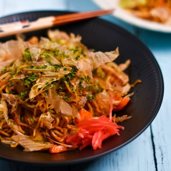 Authentic Japanese Yakisoba - Recipe photo by Sudachi Recipes