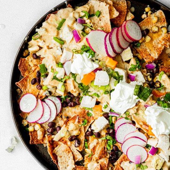 Sheet Pan Nachos - Recipe photo by @whitekitchen_redwine