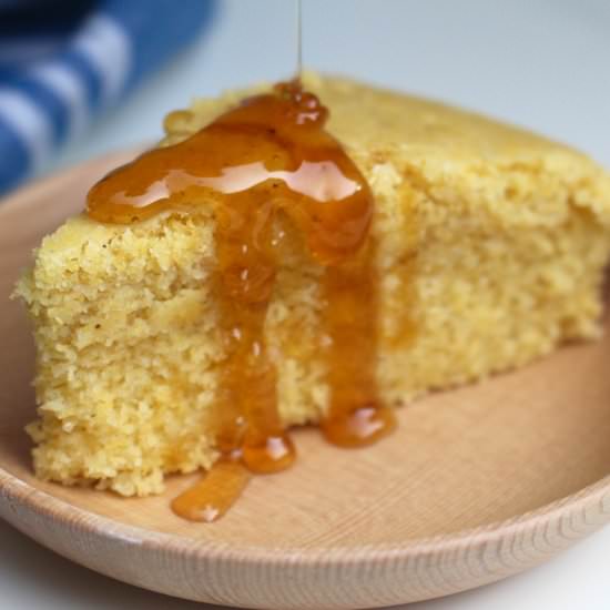 Amazing Vegan Cornbread - Recipe photo by splurgewithella