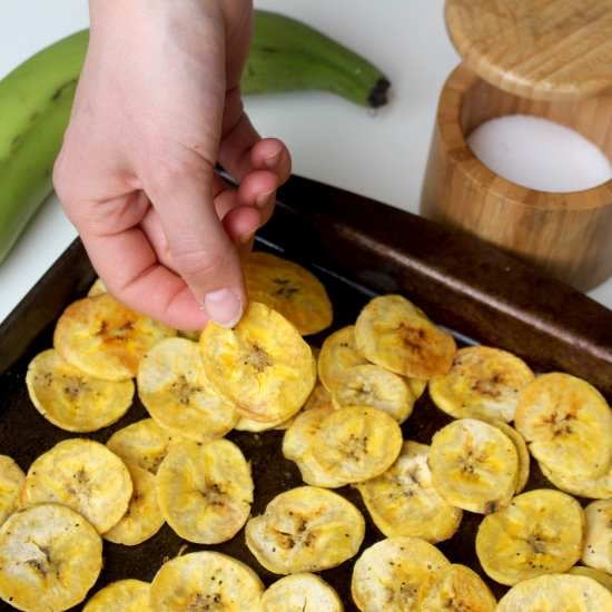 Easy Baked Plantain Chips - Recipe photo by splurgewithella