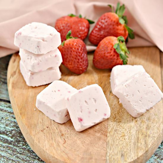Keto Strawberry Cheesecake Fat Bomb - Recipe photo by littlebitrecipes